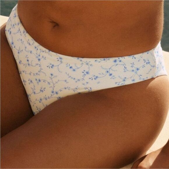 Andie Blue White Symi Ditsy Floral Print Bikini Bottom Sz L NWT - Picture 4 of 16
